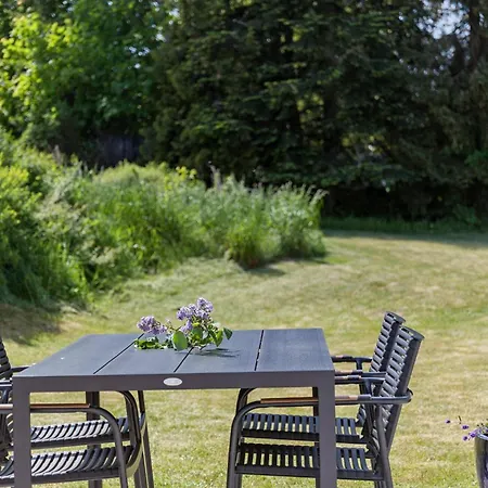 Beautiful In With Kitchen Holiday home