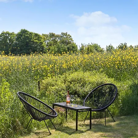 Beautiful In With Kitchen Holiday home *