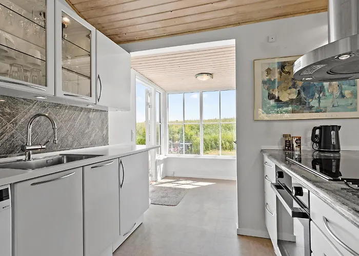 Beautiful In With Kitchen Græsted